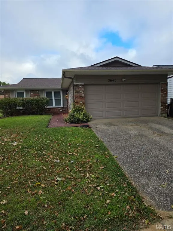 3645 Greenway Chase DR, Florissant, MO 63031