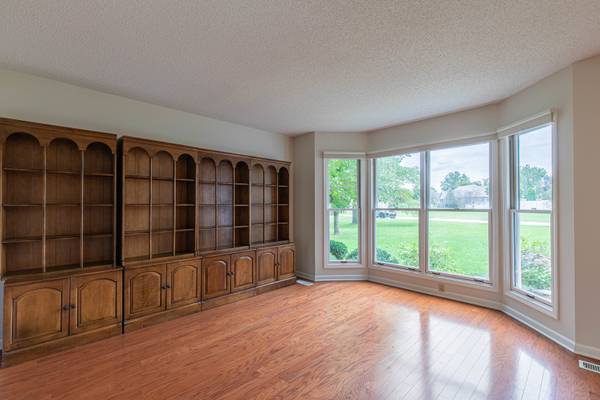 3477 Sunset DR, Spring Valley, IL 61362