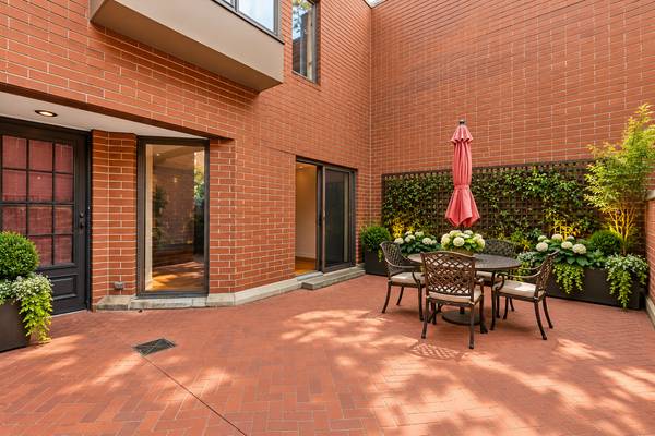 801 S Plymouth CT #F, Chicago, IL 60605