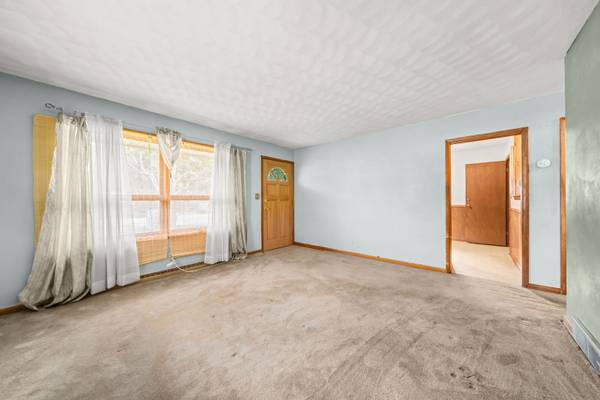 3042 Huffman BLVD, Rockford, IL 61103