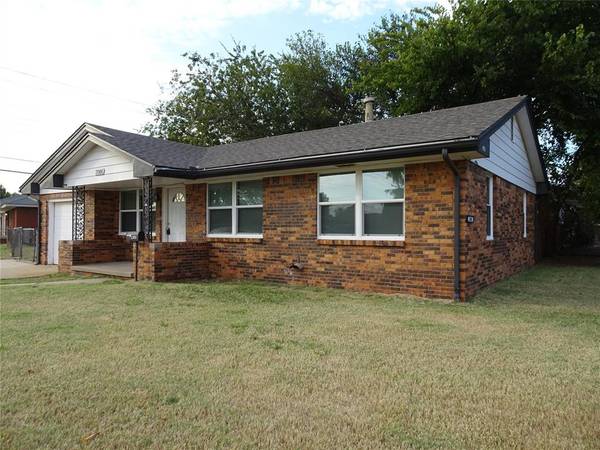 2305 Maple DR, Midwest City, OK 73110