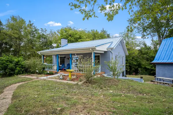 404 Old Nashville Dirt Rd, Shelbyville, TN 37160