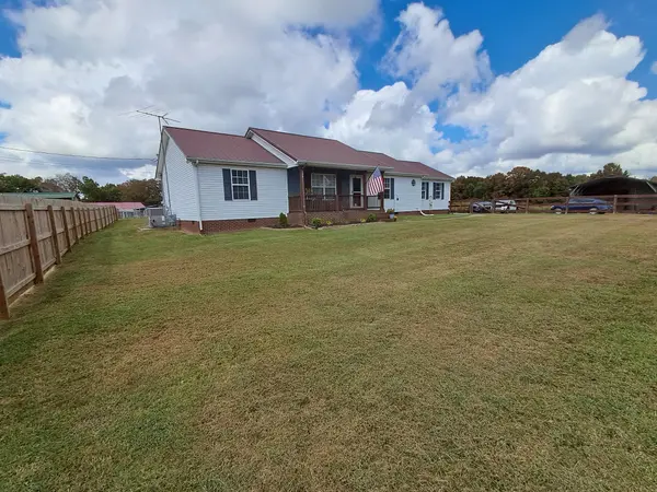 4120 Ball Ln, Chapel Hill, TN 37034