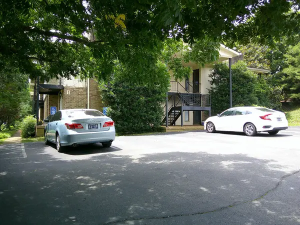 2116 Hobbs Rd #M19, Nashville, TN 37215