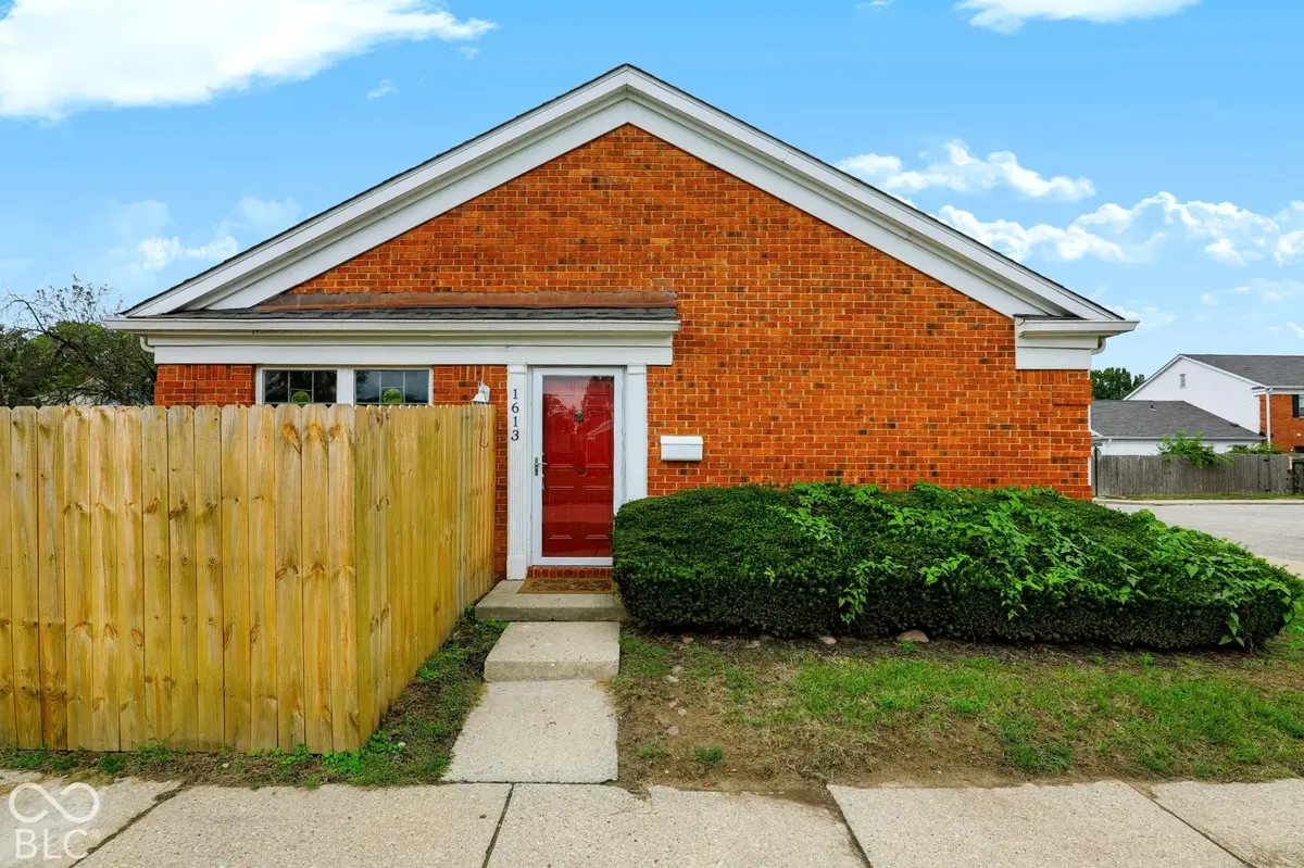 1613 Marborough LN, Indianapolis, IN 46260