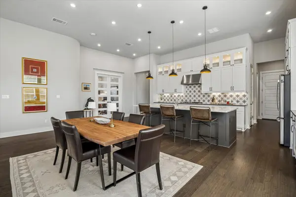 12105 Beautybrush DR, Austin, TX 78738
