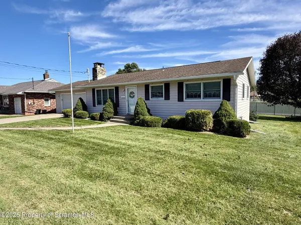 229 Riverside DR, Peckville, PA 18452