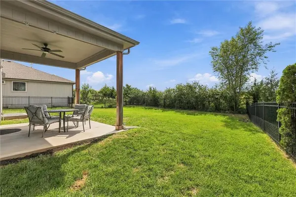 25371 W 146 ST, Olathe, KS 66061