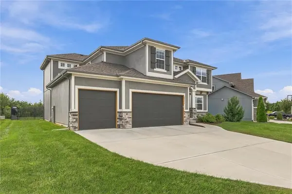 25371 W 146 ST, Olathe, KS 66061