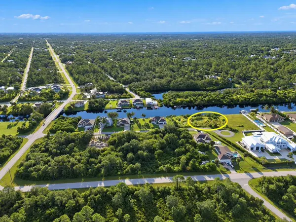 13435 IRWIN DR, Port Charlotte, FL 33953