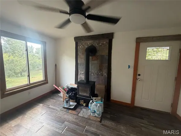 136 Shore Acres DR, Dittmer, MO 63023