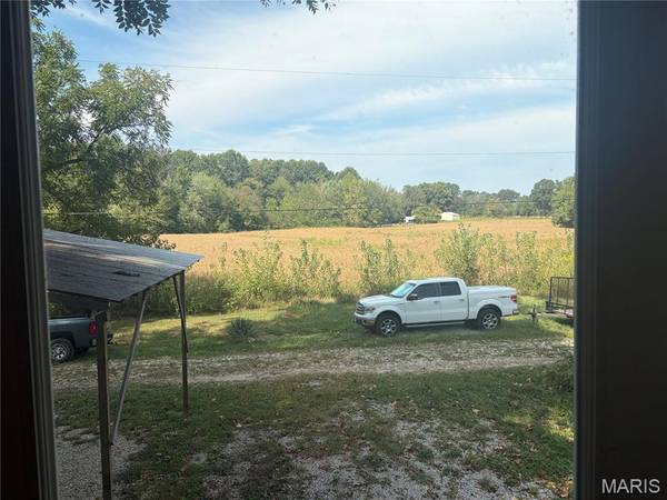 136 Shore Acres DR, Dittmer, MO 63023