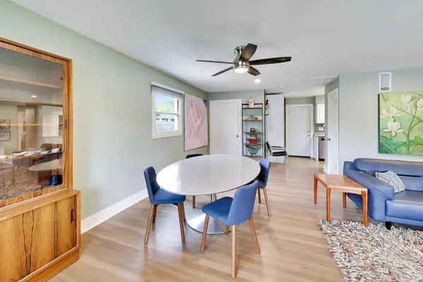 401 E Elk Grove BLVD, Elk Grove Village, IL 60007