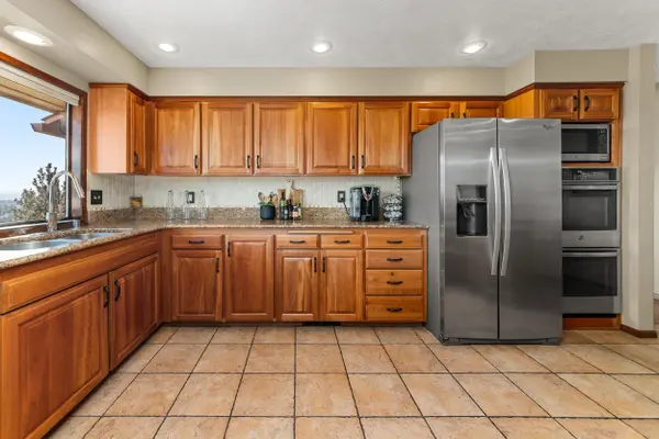 7518 N Panorama Dr, Spokane, WA 99208