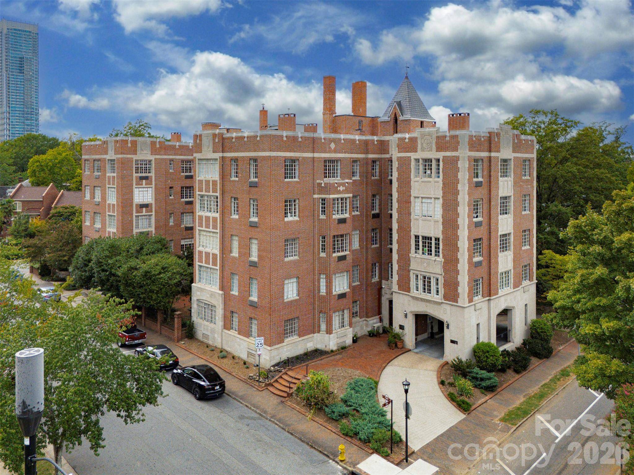301 W 10th ST #107, Charlotte, NC 28202