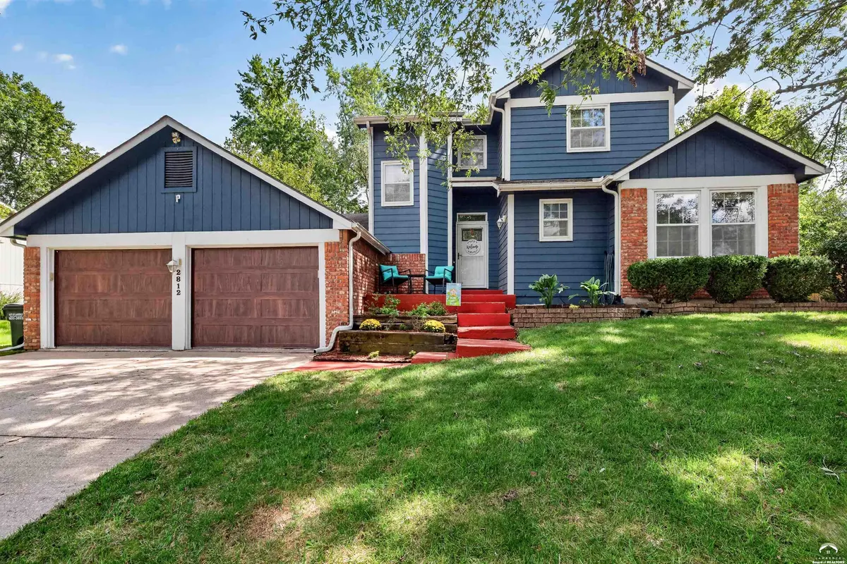 2812 Atchison AVE, Lawrence, KS 66047