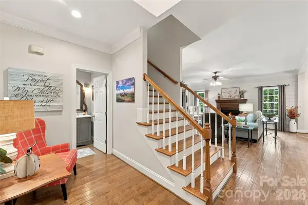 232 Pebble Stone LN, Matthews, NC 28104