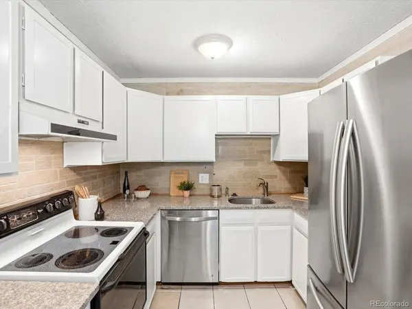 2120 S Vaughn #206F, Aurora, CO 80014