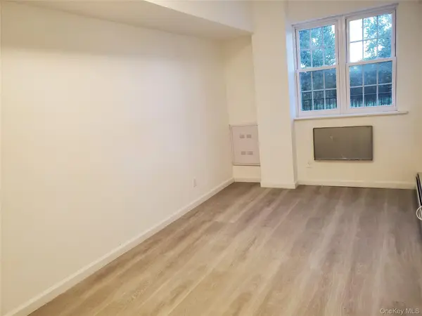 6-05 129st ST #1C, College Point, NY 11356