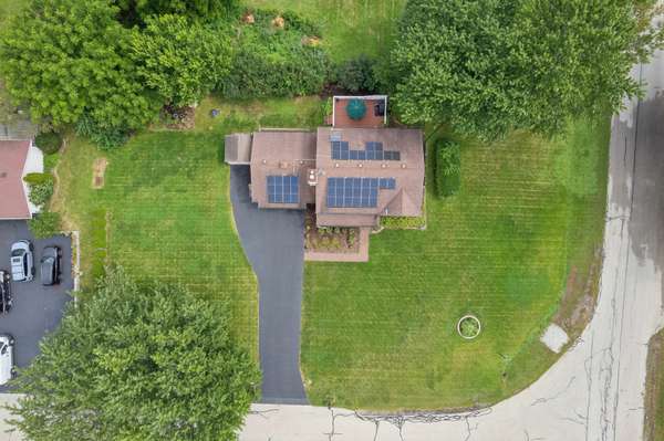 11N583 Howard AVE, Elgin, IL 60124