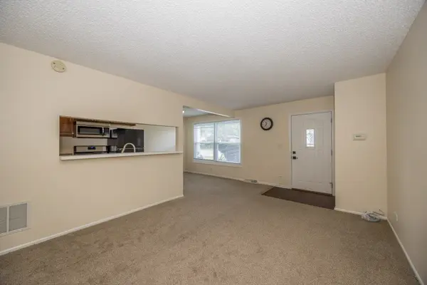 1257 Pearl AVE #C, Glendale Heights, IL 60139