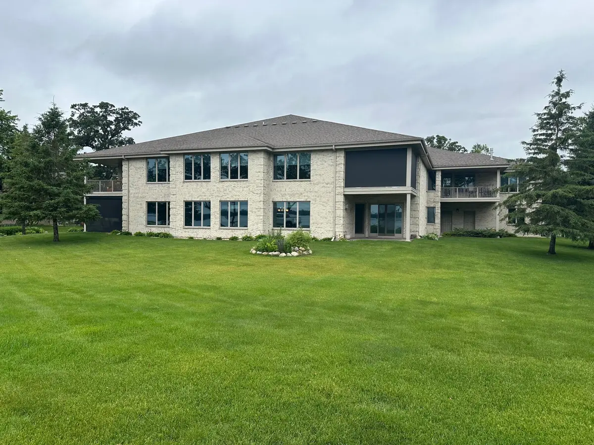 410 W Lake DR #102, Detroit Lakes, MN 56501