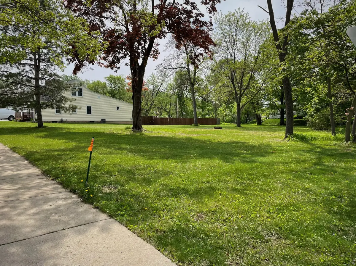 1161 Oak ST, Red Wing, MN 55066