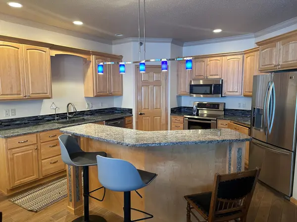 410 W Lake DR #102, Detroit Lakes, MN 56501