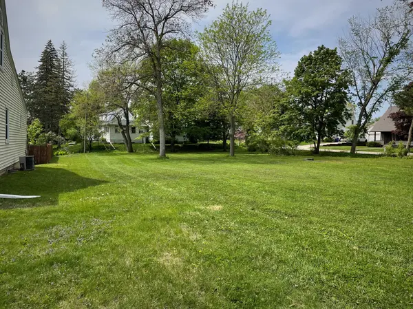 1161 Oak ST, Red Wing, MN 55066
