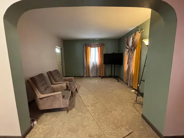 31 E Snelling AVE, Appleton, MN 56208