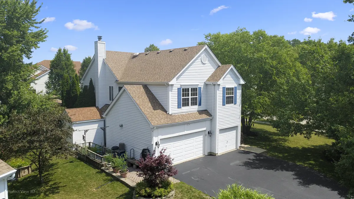 7770 Rippling Ridge CT, Gurnee, IL 60031