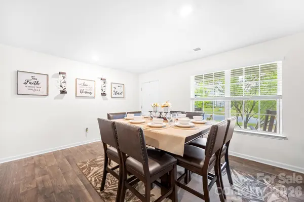 7401 Finnigan RD, Charlotte, NC 28215