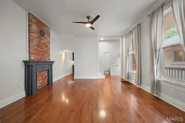 2928 Louisiana AVE, St Louis, MO 63118