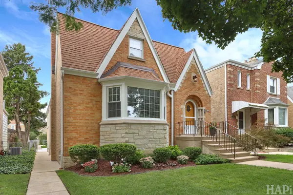 3246 N Newcastle AVE, Chicago, IL 60634