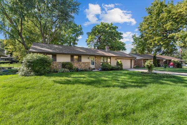 4555 Cinnamon CT, Rockford, IL 61114