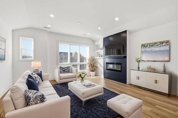 4739 S Indiana AVE #3, Chicago, IL 60615