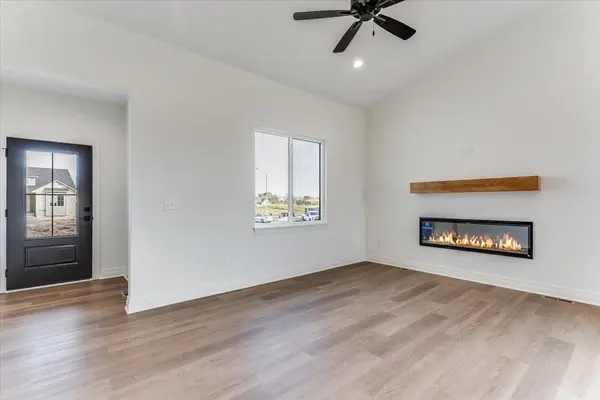 3545 S Linden Ct, Wichita, KS 67210