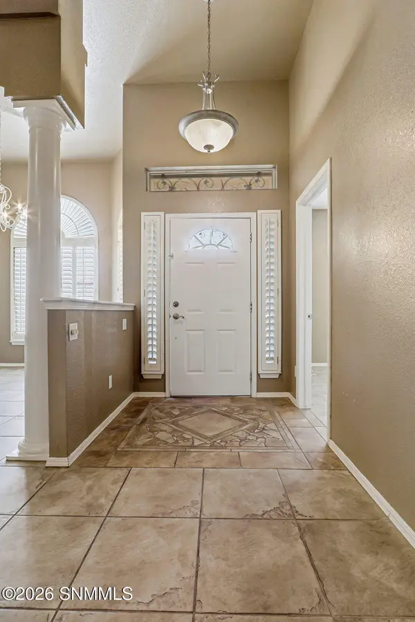 170 Cherry Hill LN, Santa Teresa, NM 88008