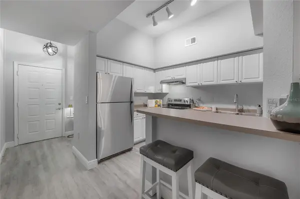 402 S ARMENIA AVE #114, Tampa, FL 33609