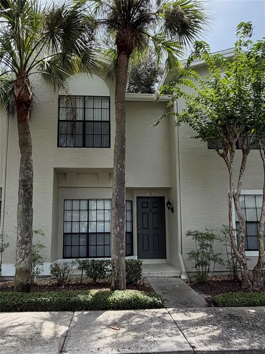 5100 BURCHETTE RD #2302, Tampa, FL 33647