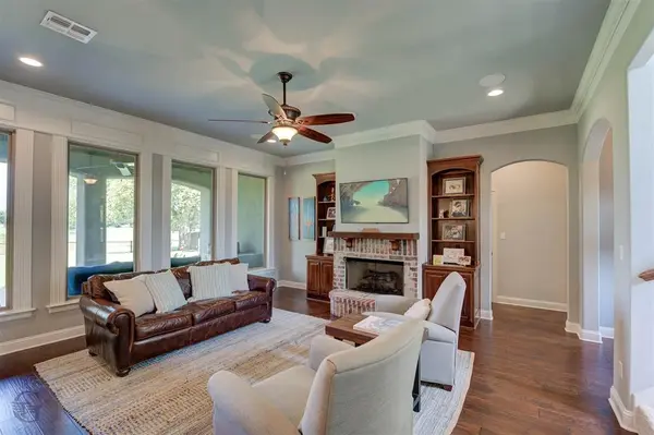 247 Piccadilly Circle, Bossier City, LA 71111