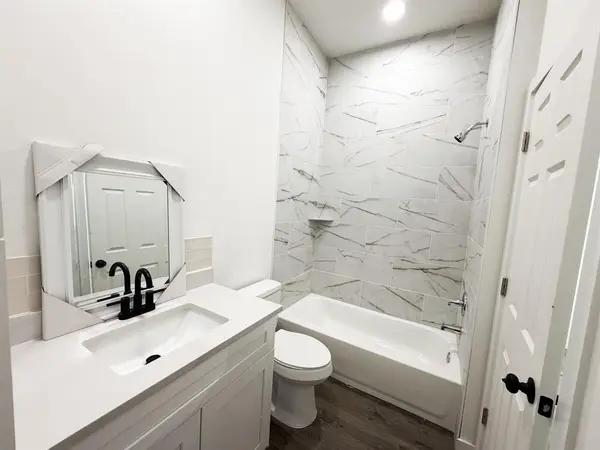 138 Blushing DR, Cedar Creek, TX 78612