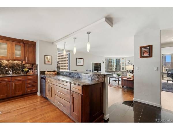 1625 Larimer #905, Denver, CO 80202
