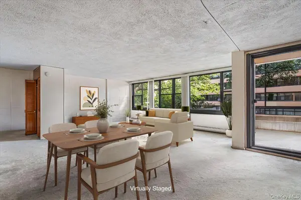 7-24 166th ST #2D, Beechhurst, NY 11357