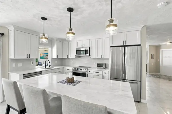 1242 PINEBROOK WAY, Venice, FL 34285