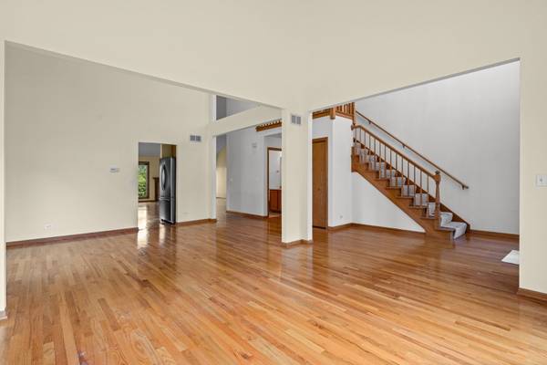 3780 Wilke RD, Rolling Meadows, IL 60008