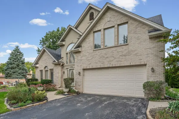 3780 Wilke RD, Rolling Meadows, IL 60008