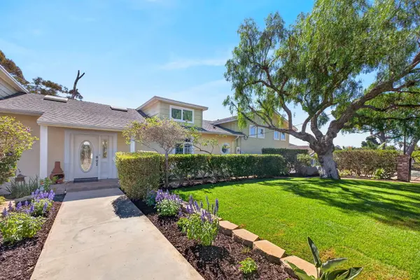 2939 Mesa DR, Oceanside, CA 92054