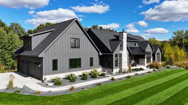 15860 Johnson TRL, Nerstrand, MN 55053