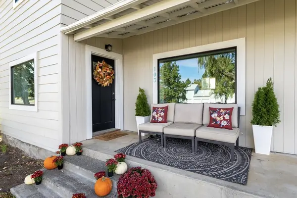 103 E California St, Garfield, WA 99130